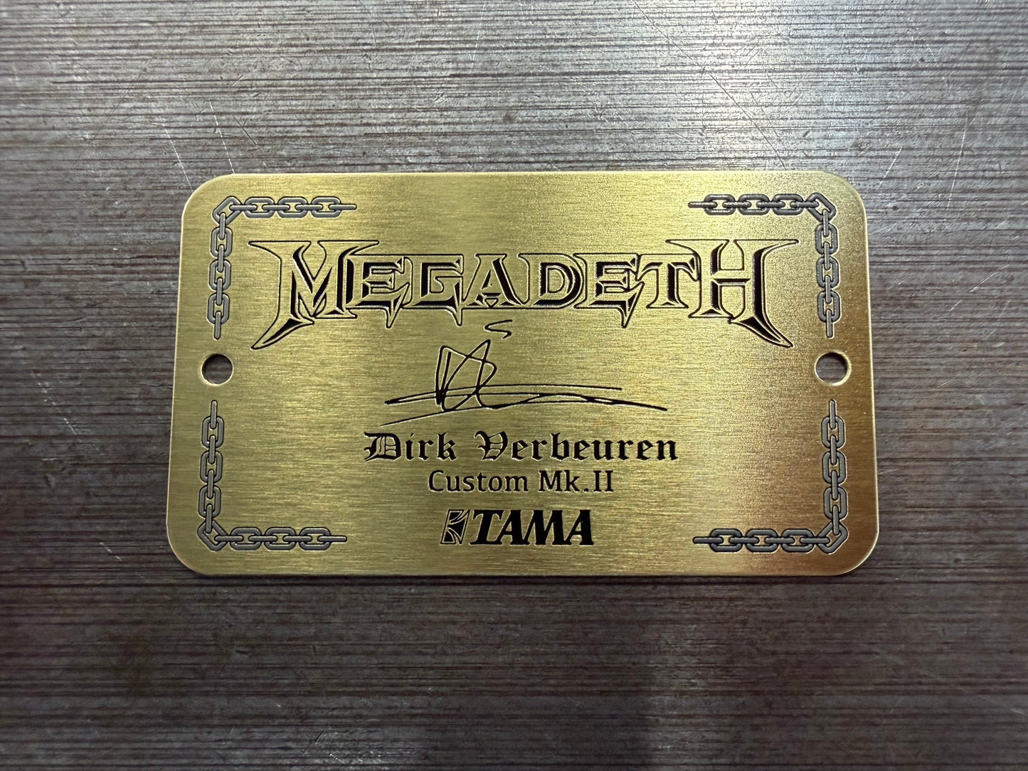 Tama Badge